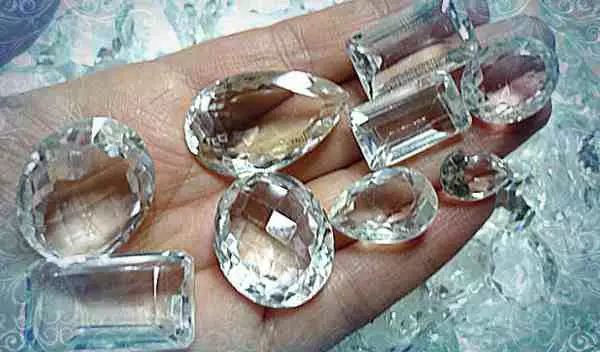 Ukuhonjiswa kwikristali