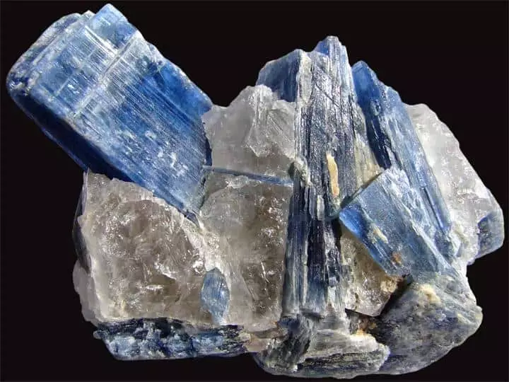 Плитанын кристаллдары