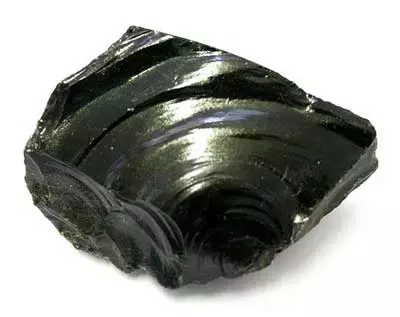 Daş Obsidian - İnsan üçün xüsusiyyətlər və dəyərlər