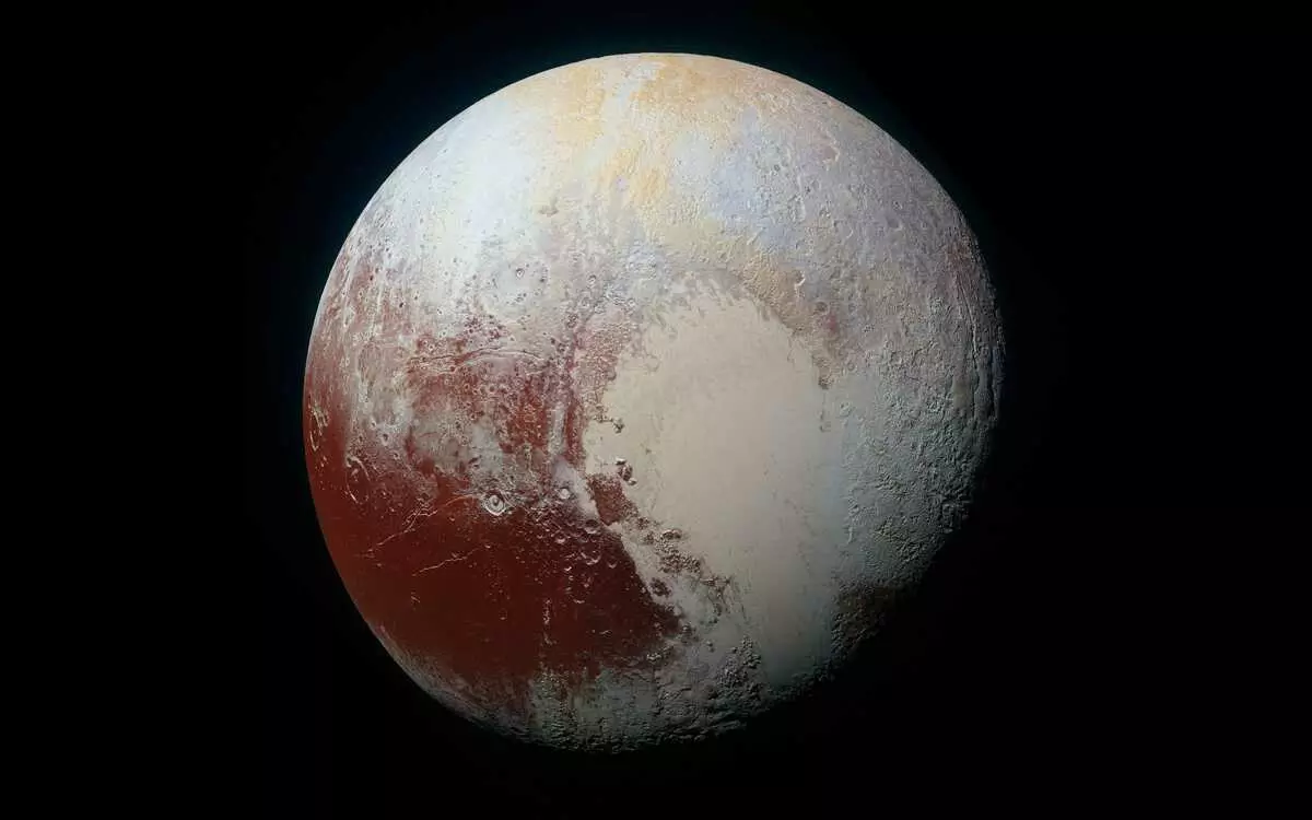 Pluto ee guriga 5-aad ee nin