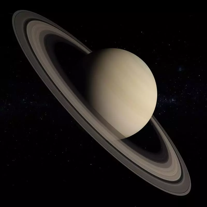 Saturnus ing 3 omah ing wanita