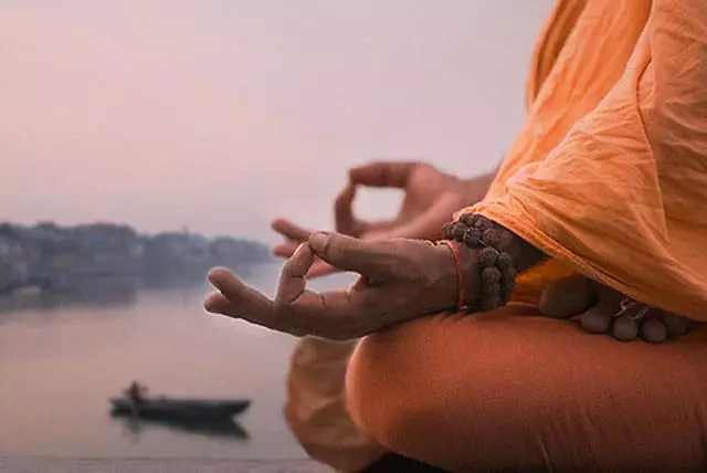 yoga sábia para os dedos