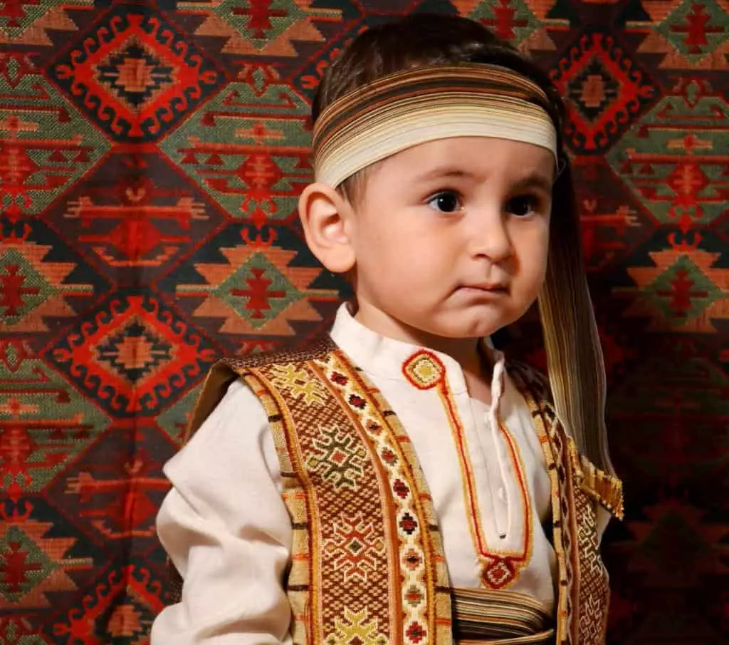 Tên tiếng Armenia cho con trai và ý nghĩa của chúng 4188_4