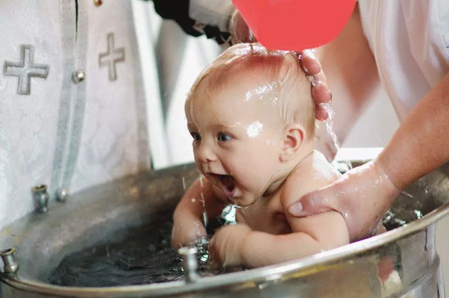 El baptisme de l'infant