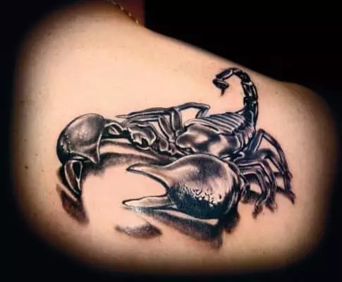 Тетоважа шкорпиона