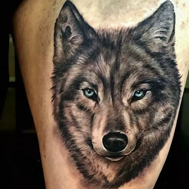 Valor del lobo del tatuaje para los hombres