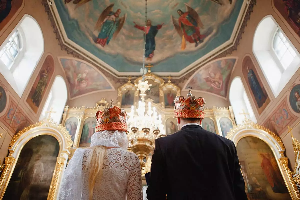 Vendar pa vsi verniki ne poznajo pravila poroke v pravoslavni cerkvi, zato ...