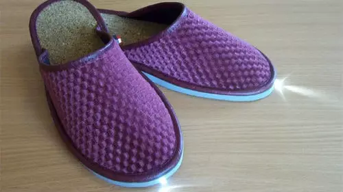 Zapatillas violetas