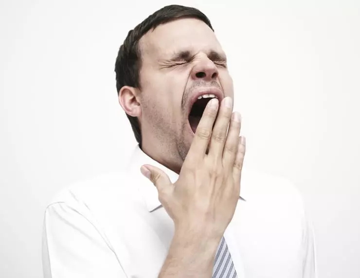 Male yawns