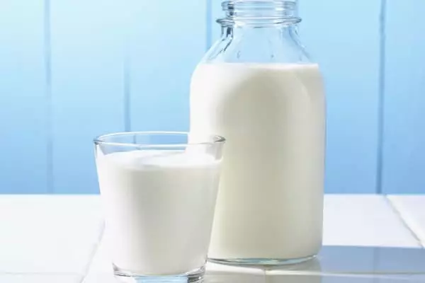 Млеко во банка