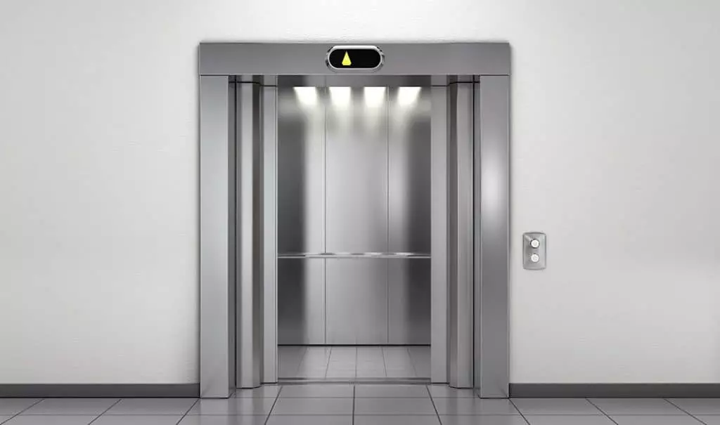 회색 엘리베이터