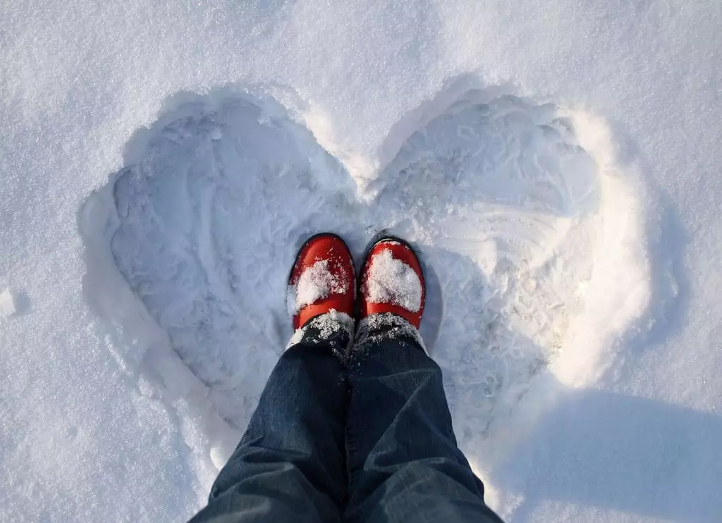 Сърце в сняг