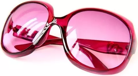 Óculos rosa dão a melhor foto do mundo