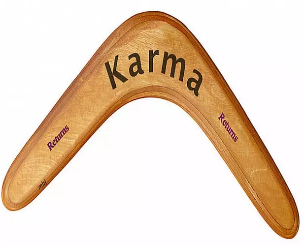 Karma bekerja pada prinsip Boomeranga