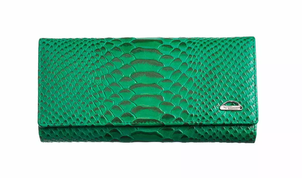 Popolna barva za denarnico - zelena