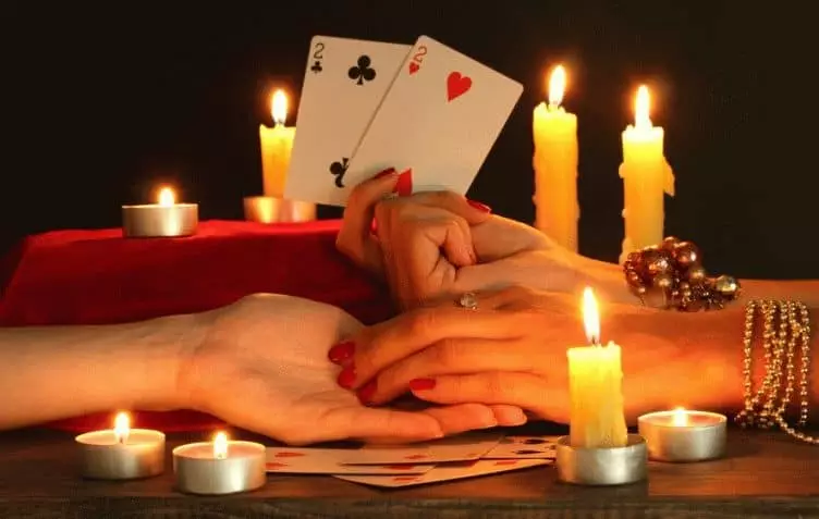 Divinazione sulle carte da gioco per amore