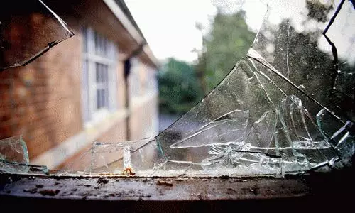 Mengapa Dream Broken Glass? 7398_2