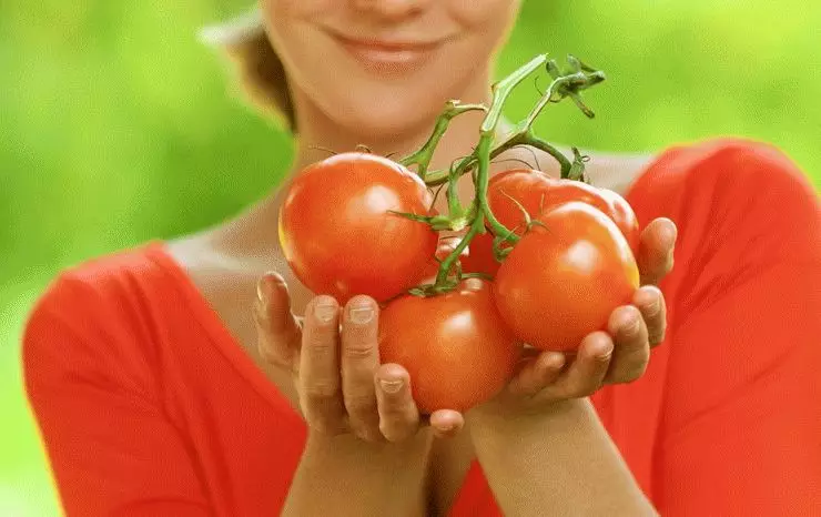 Que sonhos de uma mulher com tomates vermelhos? 7821_2