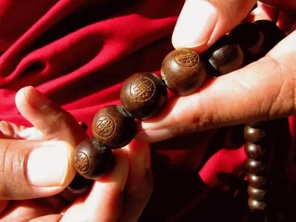 Buddhalainen Rosary Mantrasille